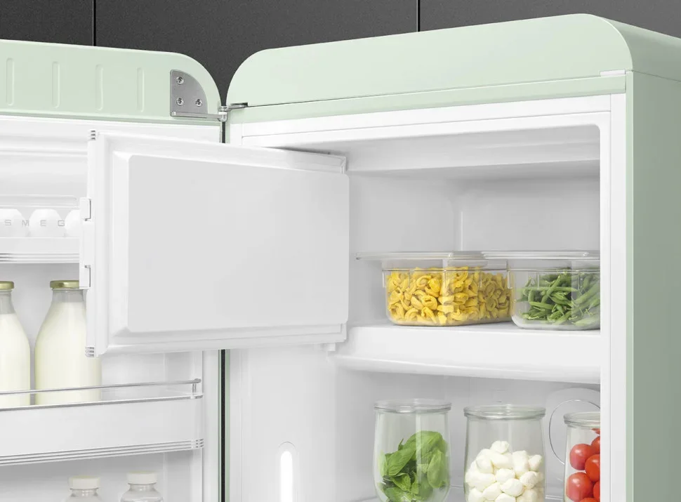 SMEG FAB28LPG6 Отдельностоящий однодверный холодильник,стиль 50-х годов, 60 см, пастельный зеленый, 